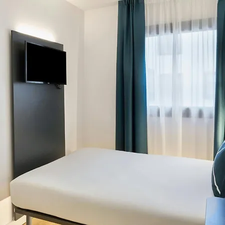 Four Points Flex By Sheraton Madrid Atocha-3